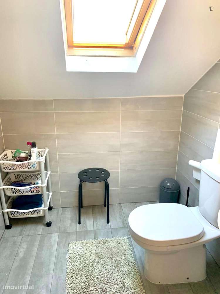 Quarto - localizado em Bairro do Sol Coimbra - Grande imagem: 3/12