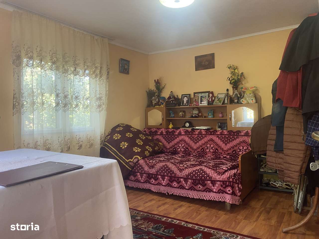 De vanzare: casa in inima unei superbe zone de deal, Valeni-Dambovita-8