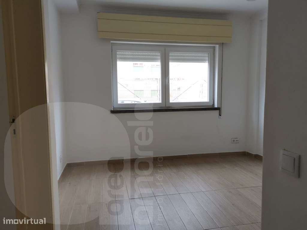 Apartamento T1 totalmente remodelado no Miratejo, Corroios-12