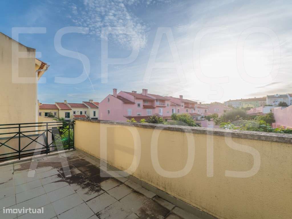 OPORTUNIDADE ÚNICA! Ótima qualidade de construção. Muito soalheira ...-57