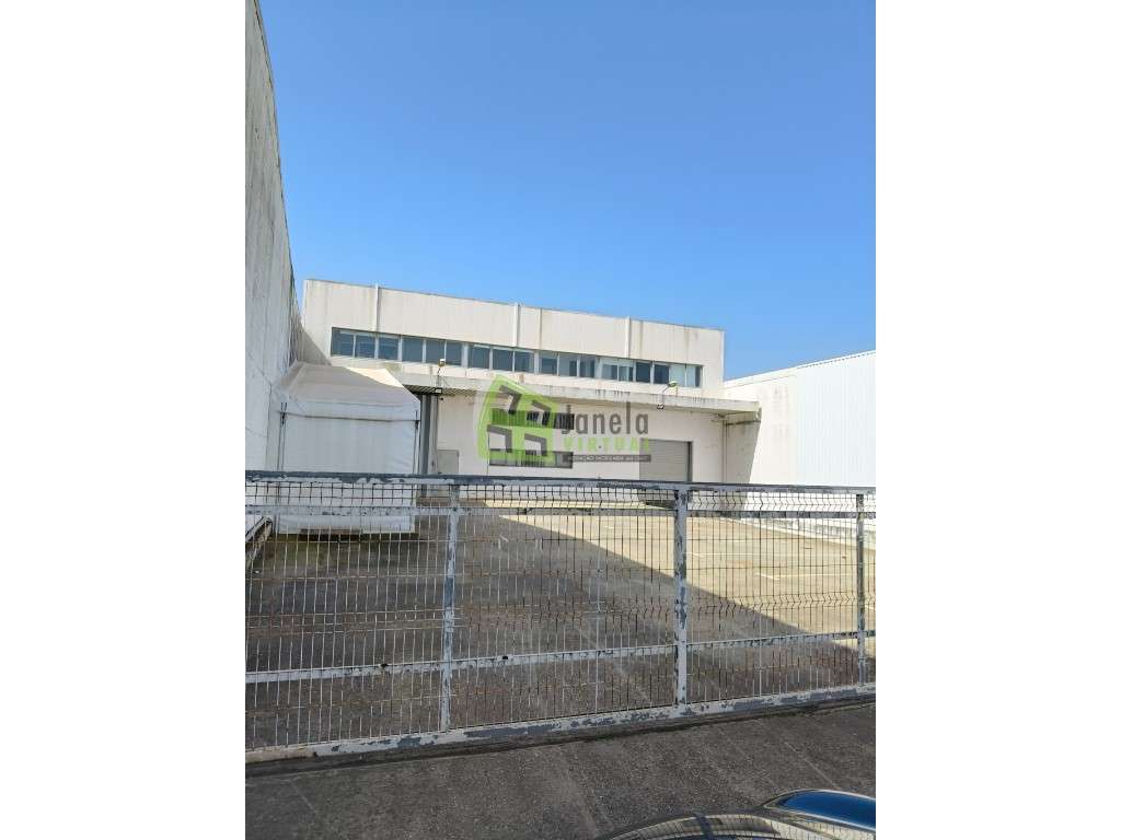 Armazém com 1.600 m² - Alenquer - Grande imagem: 3/24