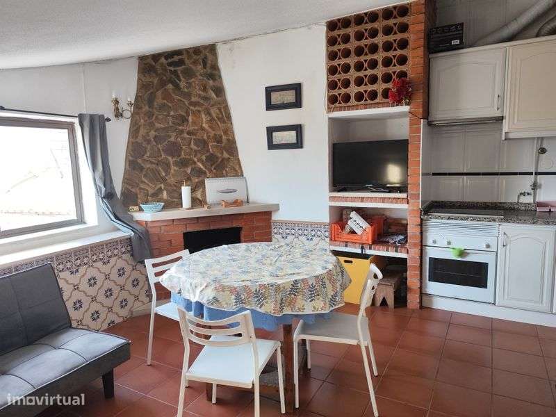 Apartamento T3 a 2 minutos do polo I da UBI - Grande imagem: 4/12