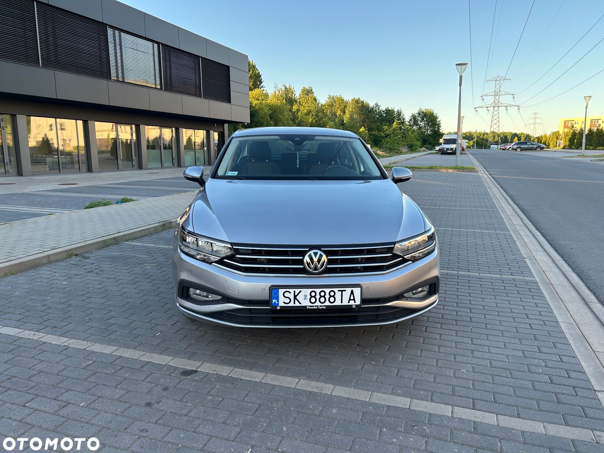 Volkswagen Passat 1.5 TSI EVO Essence - 1