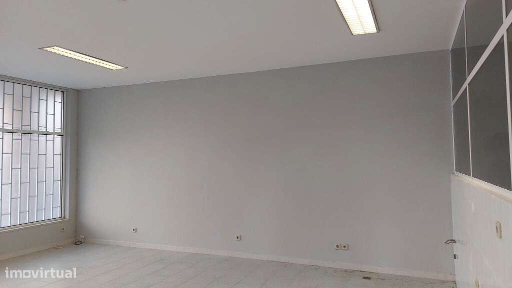 Loja - Maximinos - Grande imagem: 5/10