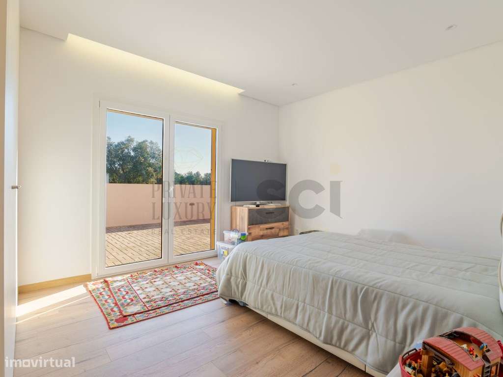 Moradia Térrea T3+1 NOVA com garagem em Alhos Vedros-16