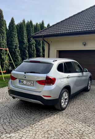 BMW X1 xDrive20d - 10