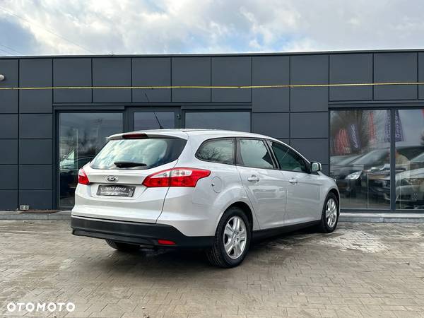 Ford Focus 1.6 TI-VCT Sport - 17