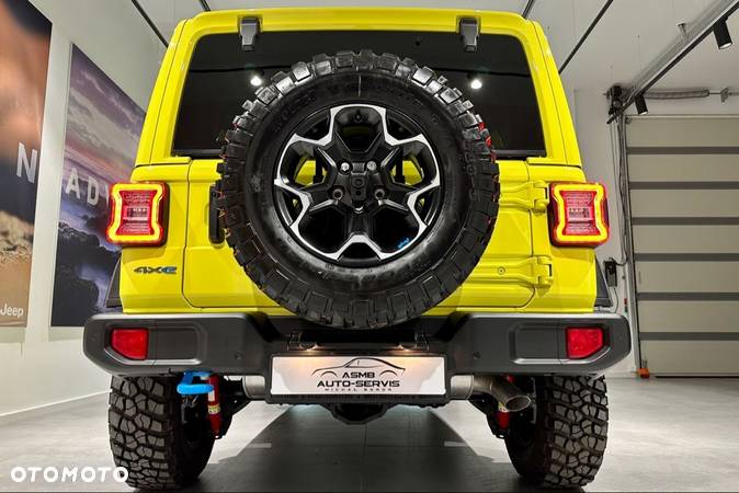 Jeep Wrangler - 15