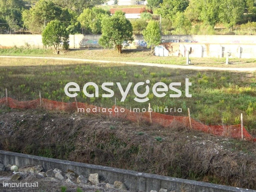 Terreno para construção em Alcobaça