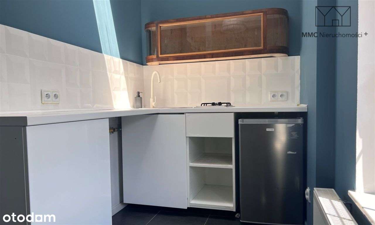 Kawalerka w Centrum Chorzowa Czynsz 160 zł-9