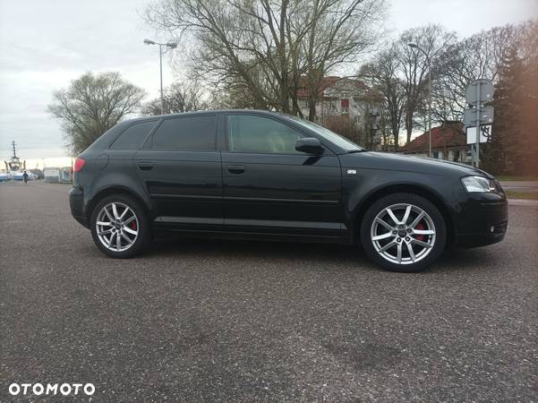 Audi A3 1.6 Attraction - 4