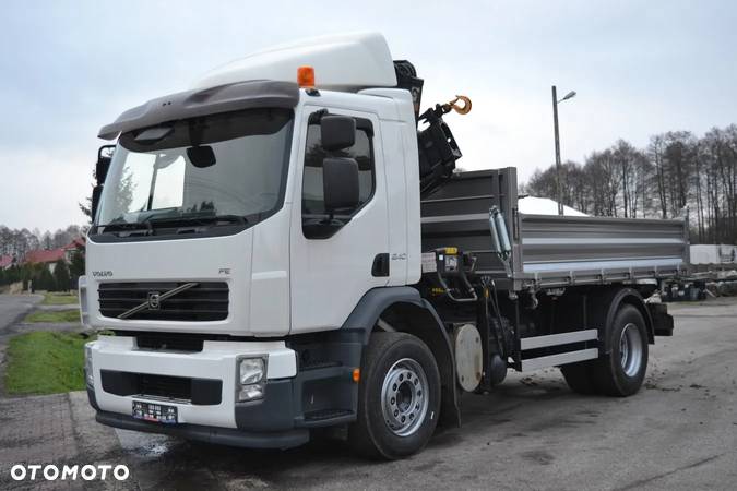 Volvo FL 240 Nowy 3-stronny WYWROT HDS Żuraw HIAB 122 Kiper Wywrotka Manual Blokada mostu - 9