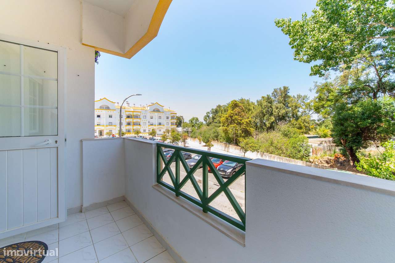 Apartamento T3 em Alcochete com garagem e arrecadação - Oportunidade Ú-14