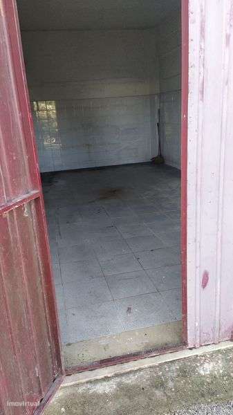 Arrenda-se garagem - Grande imagem: 4/6