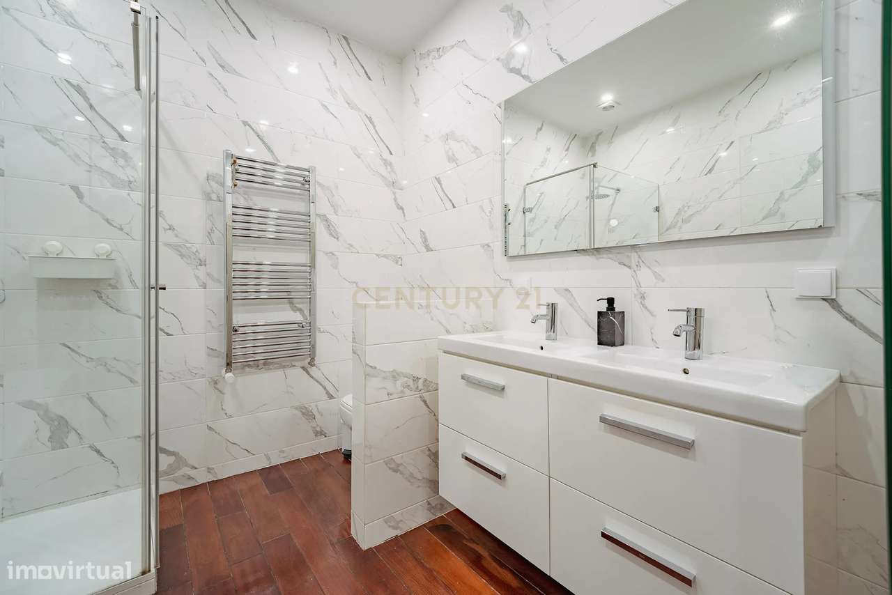 Elegante Apartamento T3 Renovado no Centro Histórico de Lisboa – Rua d-28