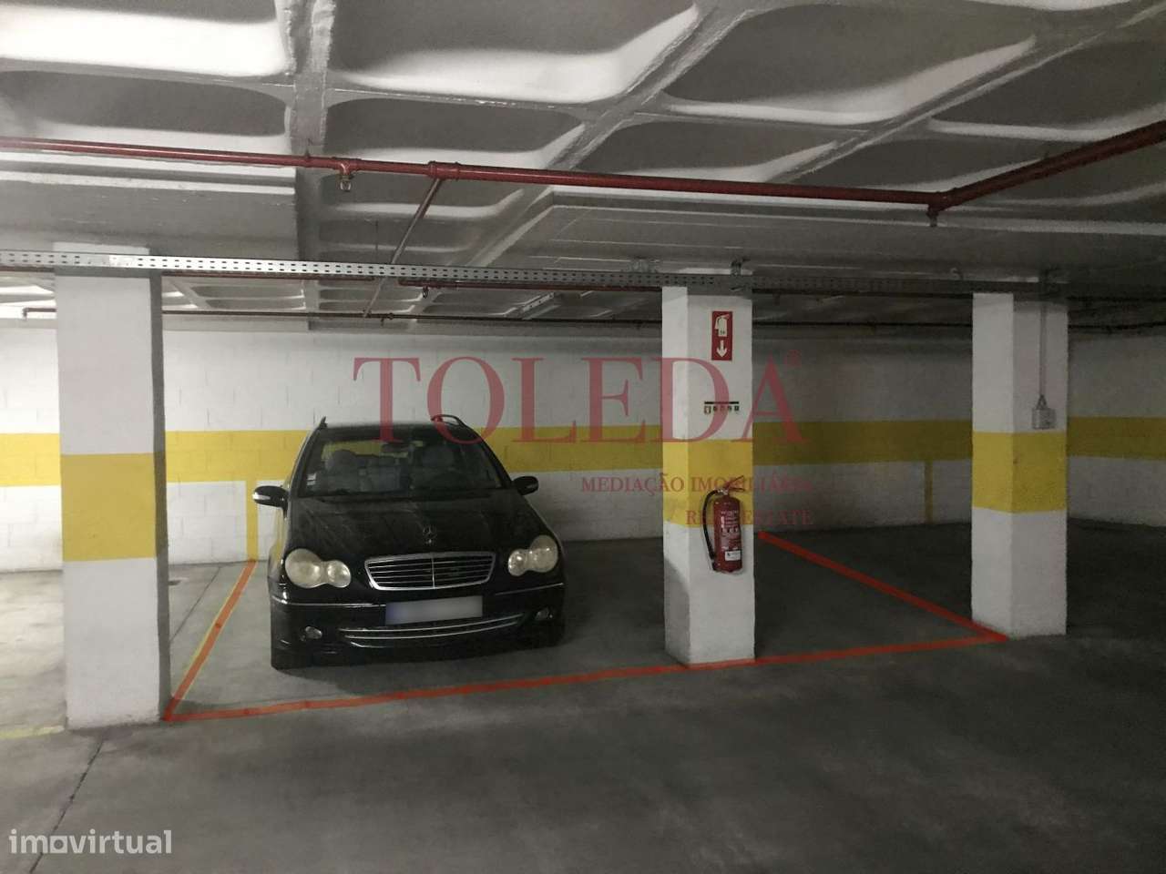Parqueamento com 26m2 próximo do Aeroporto-9