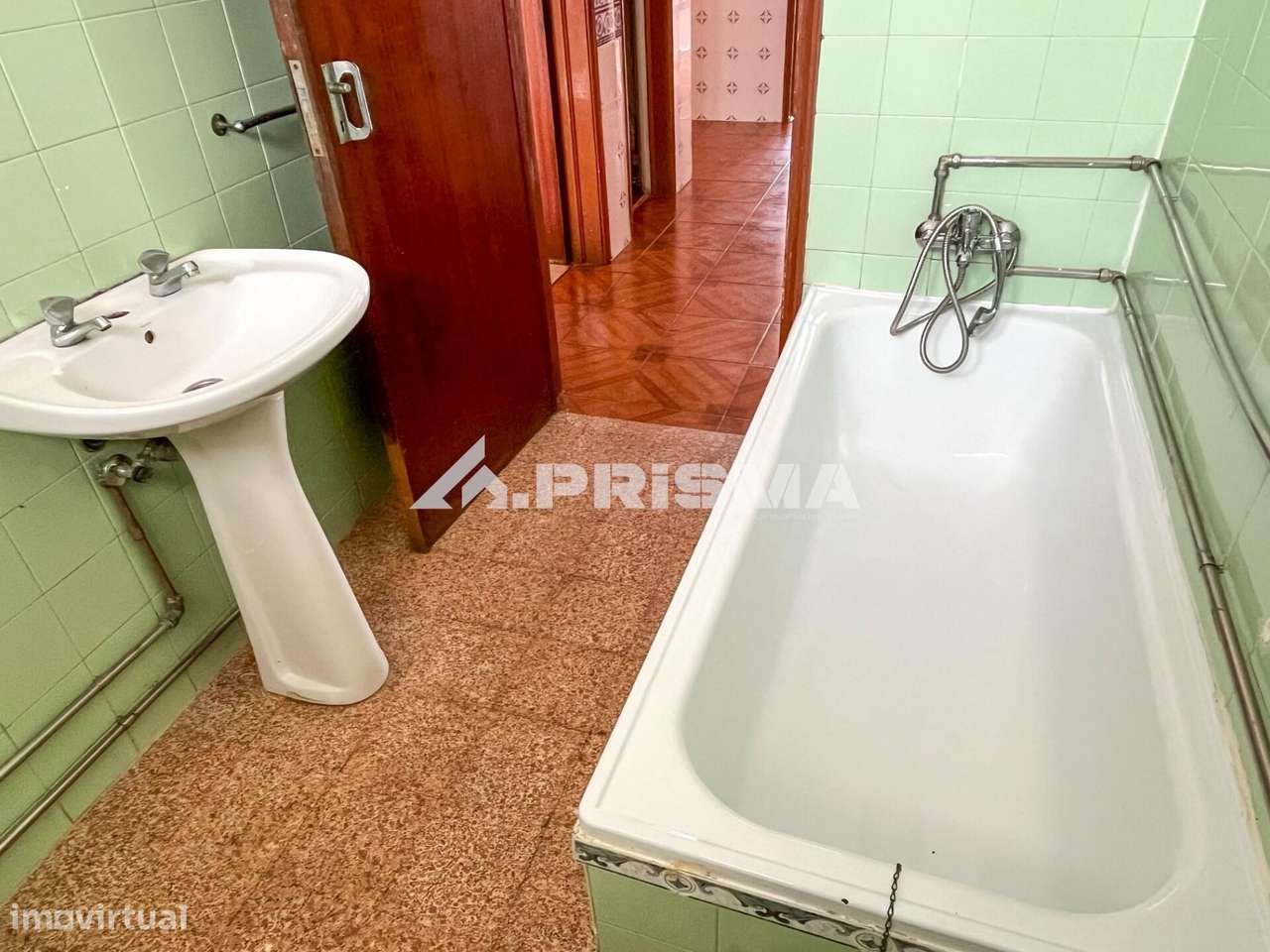 Apartamento  T3 para venda no centro de Castelo Branco-17