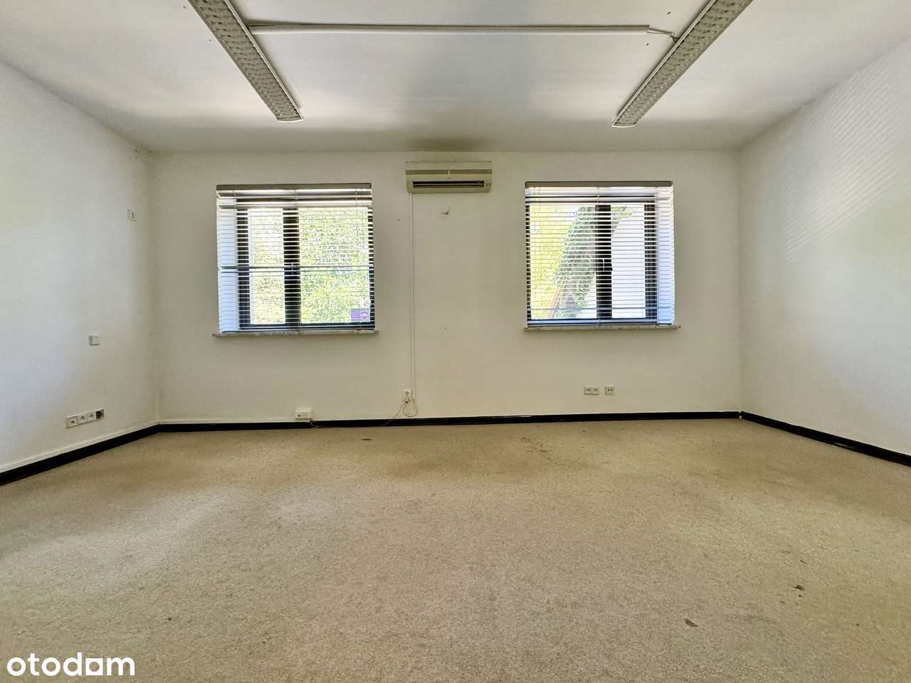 Dom mieszkalno-biurowy z basenem w atrakcyjnej lokalizacji | Mokotów-14