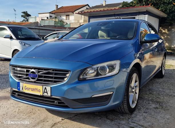 Volvo V60 1.6 D2 Summum Eco Powershift - 1