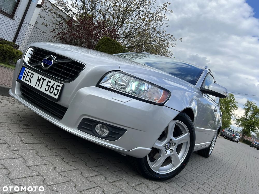 Volvo V50