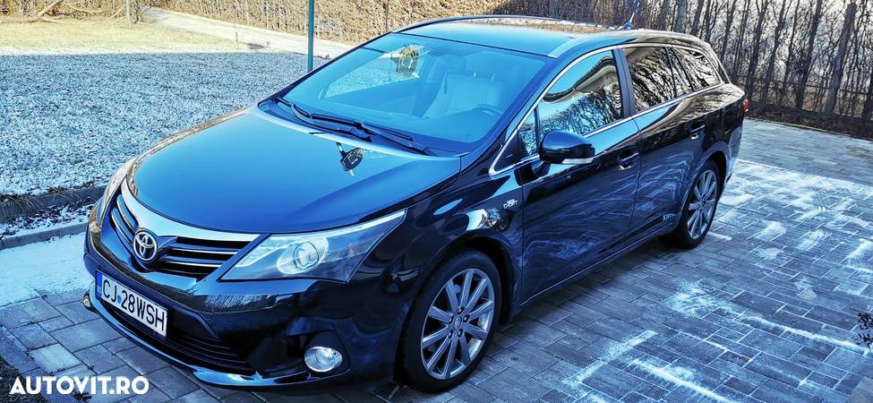 Toyota Avensis 2.2 D-CAT Luxury (consola argintie) - 13