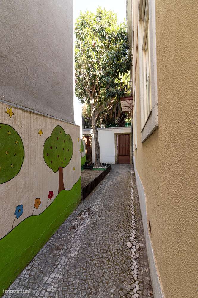 Prédio com PIP Aprovado em Localização Prime de Lisboa-10