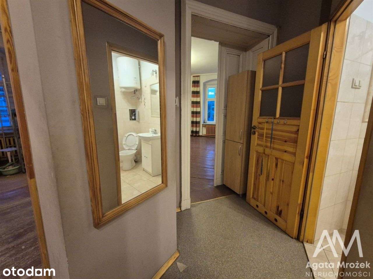 Piękna kamienica,mieszkanie z ogromnym potencjałem-9