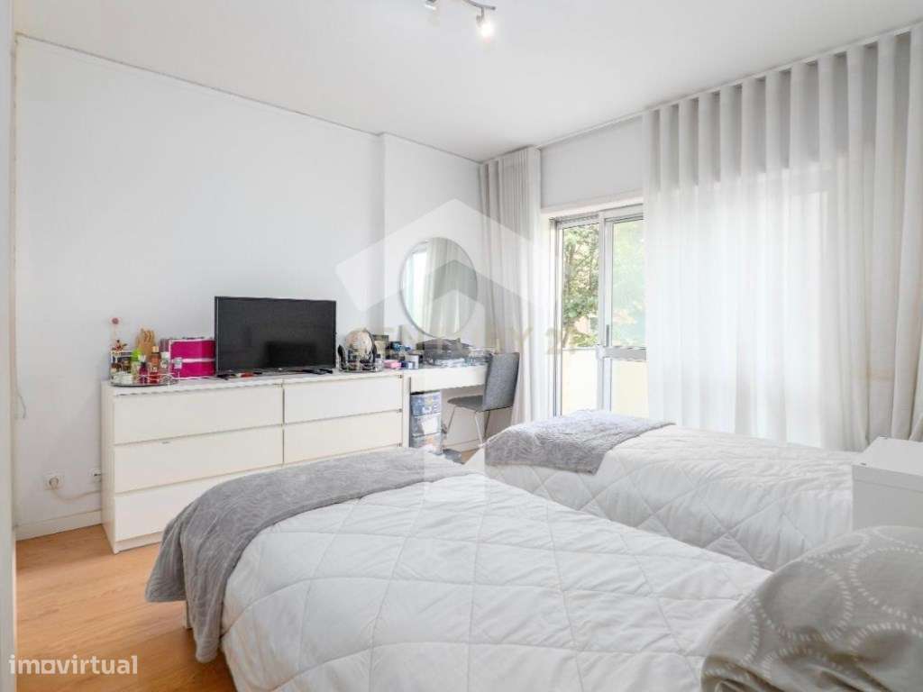 T3 Totalmente Renovado no Coração de Matosinhos-11