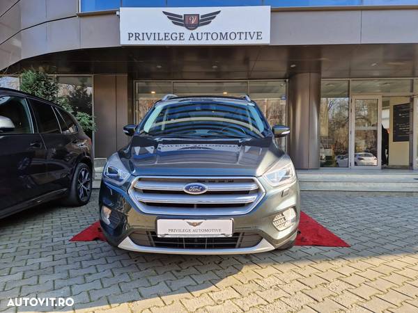 Ford Kuga 2.0 TDCi 4WD Powershift Titanium - 4