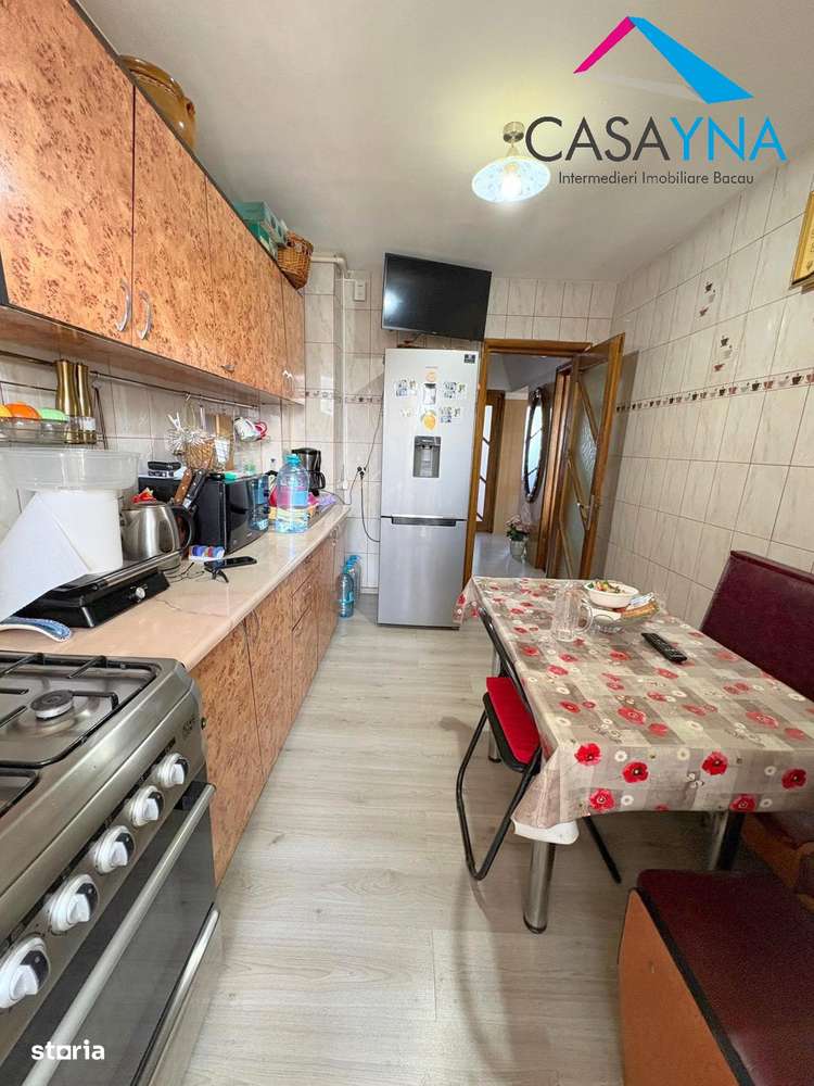 Apartament 3 camere decomandate - 64mp + balcon 8mp - Strada Milcov!-6