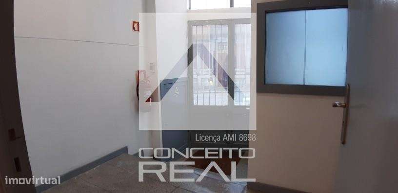 Loja c/ terraço privativo (Areosa-Porto) - Arrendamento - Grande imagem: 5/24