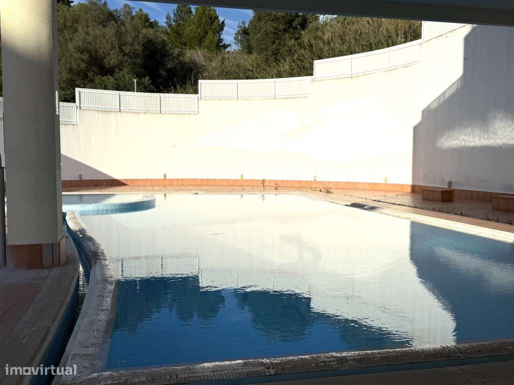 T3 com Terraço de 32 m², Garagem Dupla e Piscina a 300 m da Praia -...-22