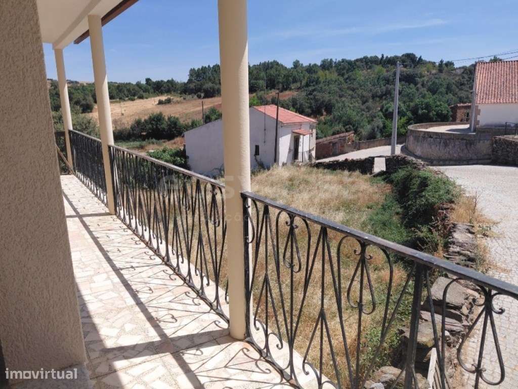 Moradia T3 na encantadora aldeia de Atenor - Miranda do Douro - Grande imagem: 5/43