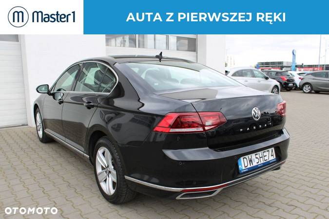 Volkswagen Passat 2.0 TDI Elegance DSG - 7