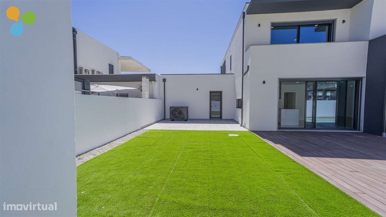 Moradia Isolada T4 Nova | Quinta da Ponte da Terra-5