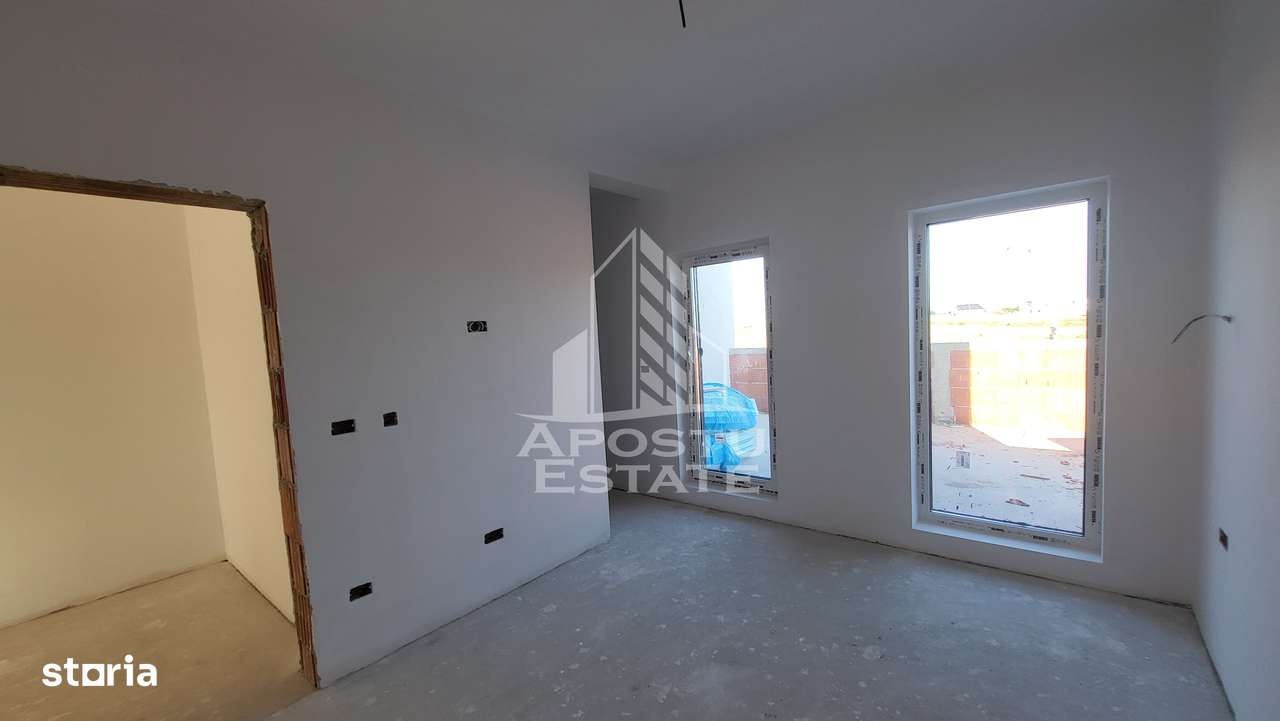 Duplex la cheie,4 camere Giarmata Mare - Imagine principală: 4/14
