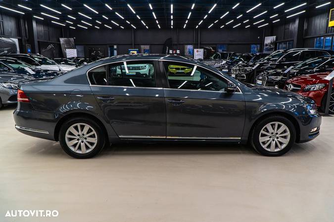 Volkswagen Passat 1.6 TDI BlueMotion Technology Comfortline - 20