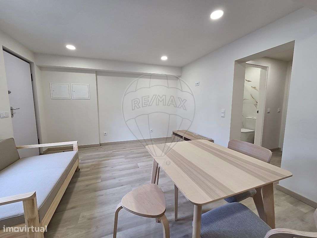 Apartamento T1 para arrendamento - Grande imagem: 2/11