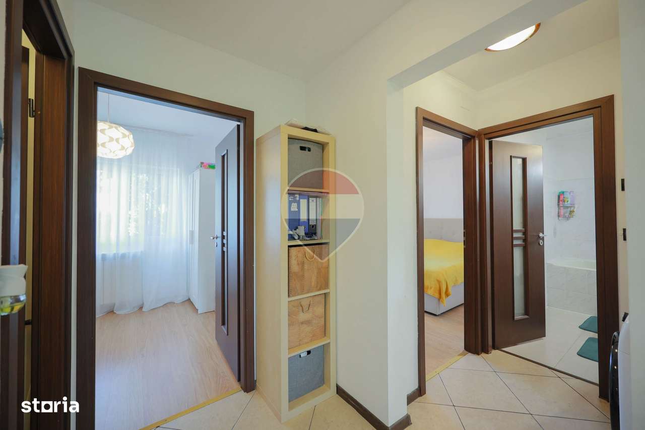 De vânzare apartament cu 4 camere și un loc de parcare, în Rogerius-15