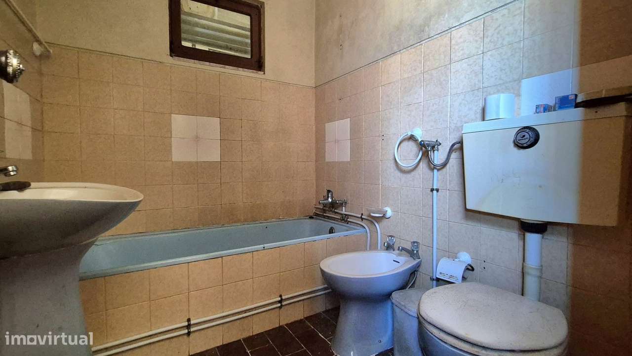 Moradia para Restaurar T3 Venda em Anha,Viana do Castelo-10