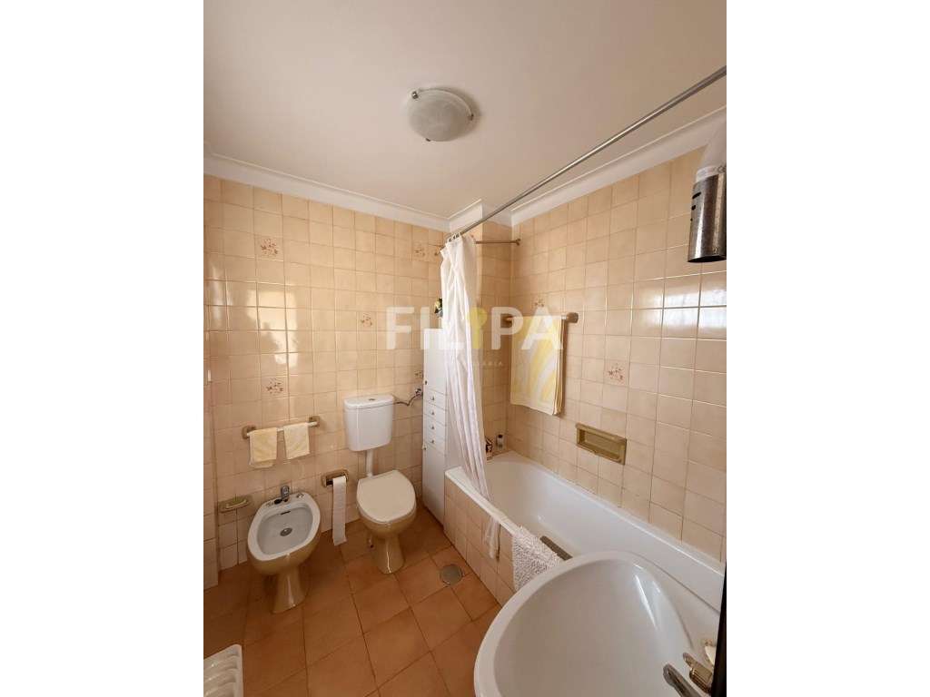 T1 com Terraço no Último Andar - Rua Dr. Alves de Veiga, Porto-18