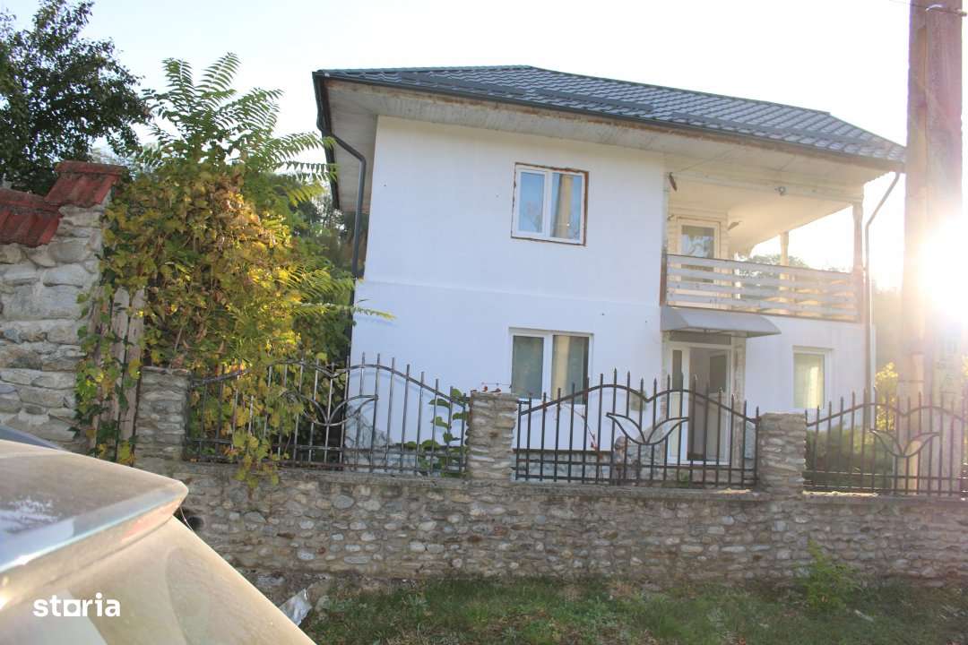 Casa cu suflet si priveliste de poveste – Crasna, Gorj - Imagine principală: 3/18