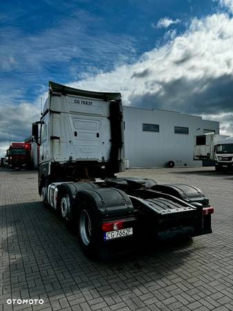 Mercedes-Benz Actros - 3