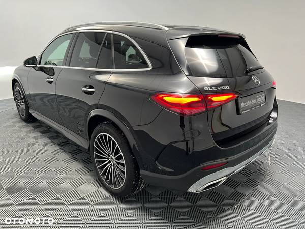 Mercedes-Benz GLC 200 4-Matic AMG Line - 30