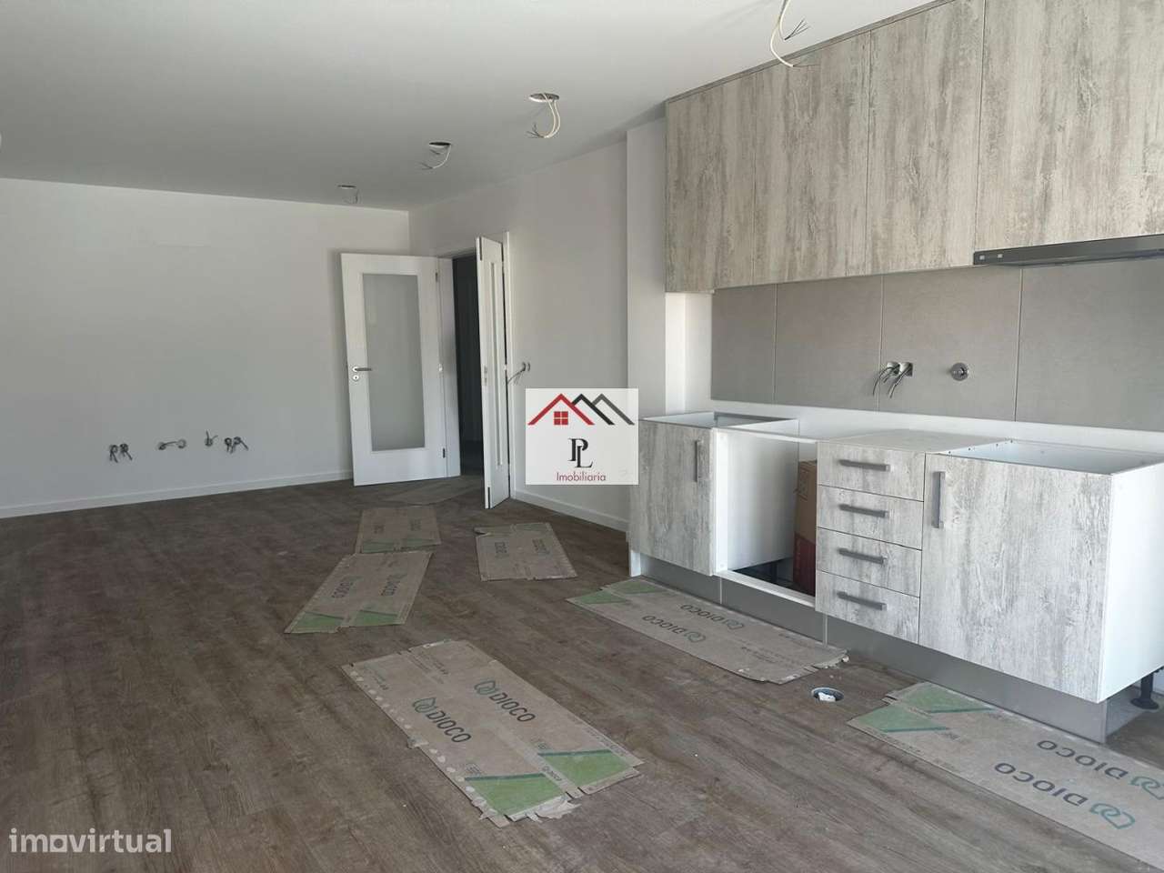Apartamento T2+3 Novo na Praia de Mira em fase de acabamento (V892-3MS-0