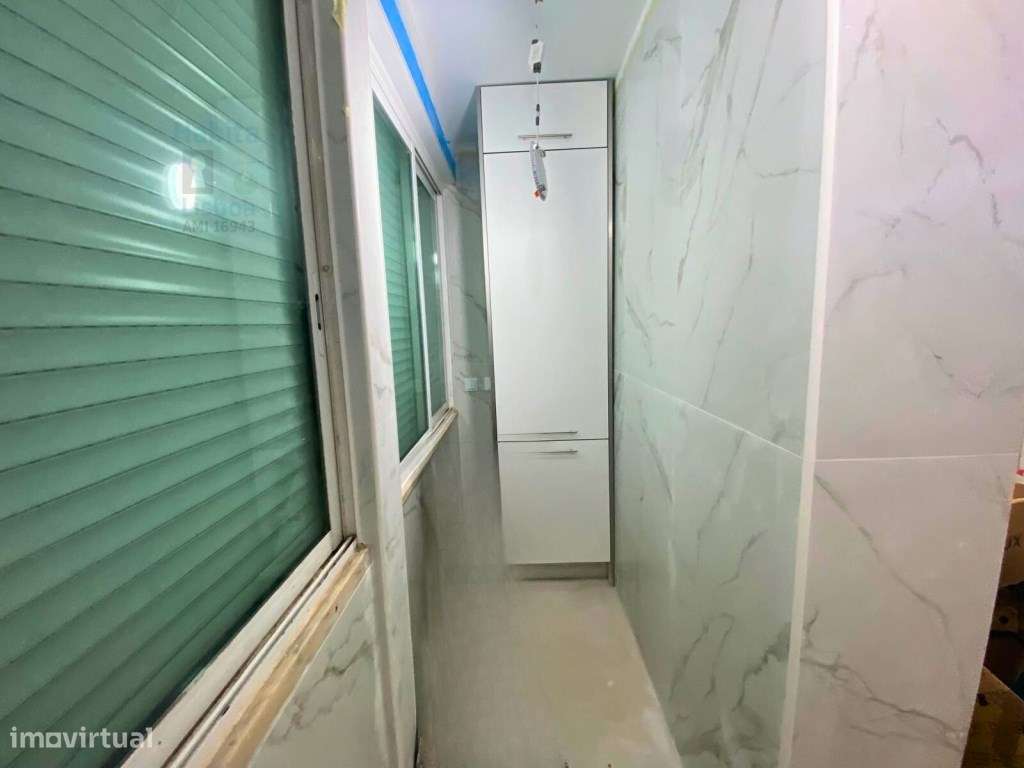 T4 Remodelado no Laranjeiro: Modernidade e Centralidade-14