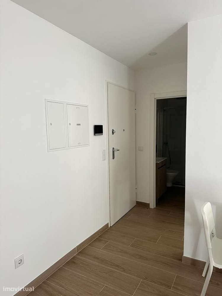 Alugo Apartamento T1 Mobilado em Bragança - Grande imagem: 4/10
