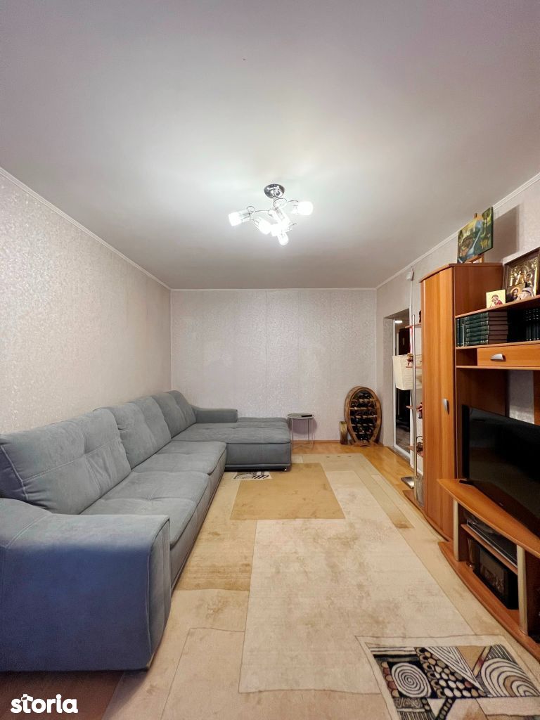 Apartament 3 camere- Dristor - Metrou 8 minute - Renovat - 2 Bai