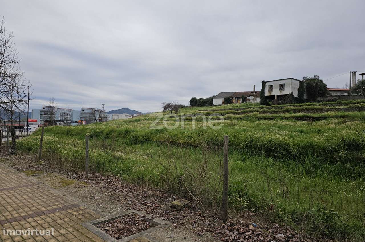 Terreno, 6 388 m², Candedo - Grande imagem: 3/10