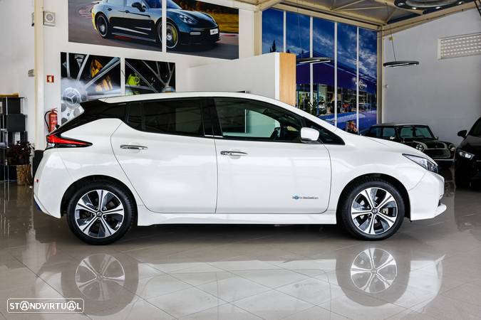 Nissan Leaf N-Connecta - 30